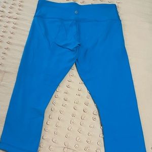 Blue and Light Blue reversible Lulu Lemon Leggings